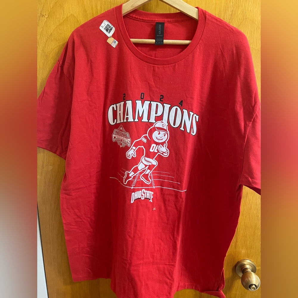 Champion Classic Red Logo T-Shirt Size 2XL NWT | Men’s Athletic Streetwear Tee